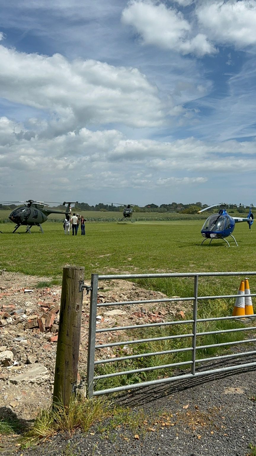 Self-Fly Hire to The Ferry Inn! - EBG Helicopters